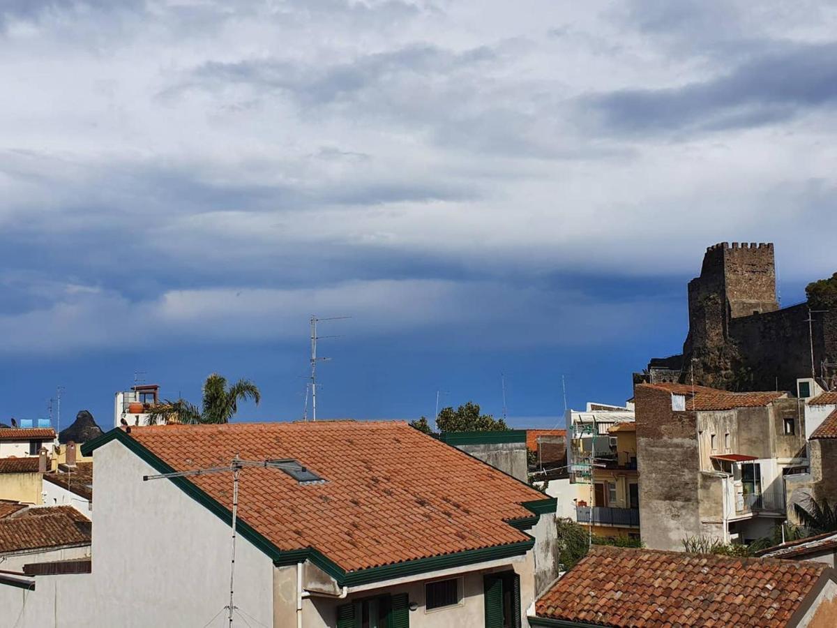 Charme In Aci Castello Apartment Ngoại thất bức ảnh